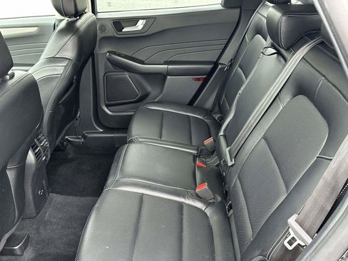 Certified 2022 Ford Escape SEL w/ Technology Package AWD/4WD image 12