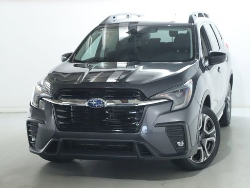 Certified 2024 Subaru Ascent Limited AWD/4WD image 3
