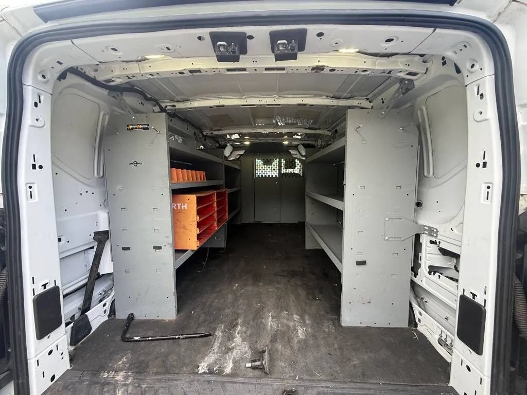 Used 2017 Ford Transit 250 148 Low Roof RWD image 9