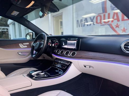 Used 2017 Mercedes-Benz E 300 w/ Premium 1 Package image 54