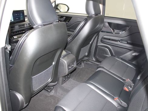 New 2026 Lincoln Corsair Premiere image 26