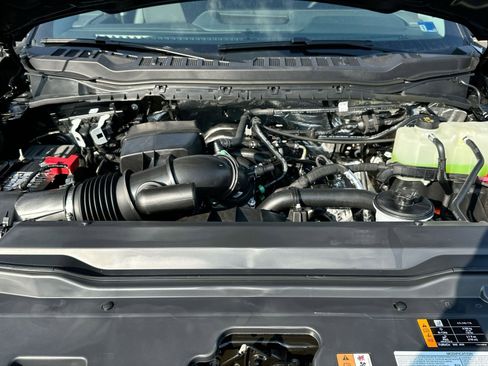 New 2026 Ford F250 Lariat w/ Chrome Package image 39