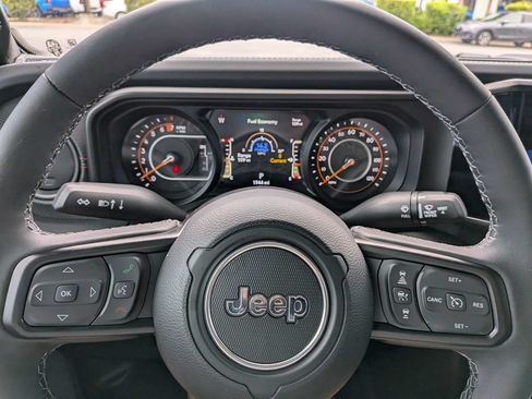 Used 2026 Jeep Gladiator Rubicon AWD/4WD image 34