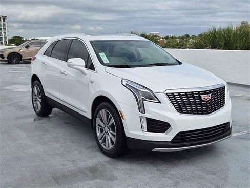 Used 2023 Cadillac XT5 Premium Luxury image 7