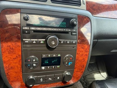 Used 2011 Chevrolet Tahoe LT AWD/4WD image 4