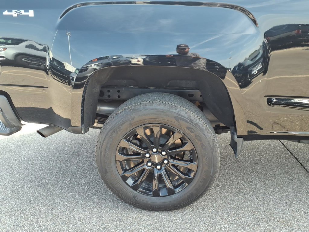 Used 2022 GMC Canyon Elevation Standard w/ Convenience Package AWD/4WD image 24