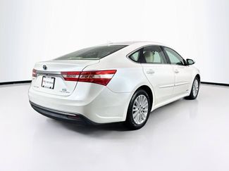 Used 2013 Toyota Avalon Limited FWD video 2