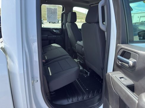 Used 2024 GMC Sierra 2500 Pro AWD/4WD image 11