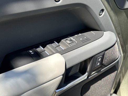 Certified 2025 Land Rover Defender 110 S image 19