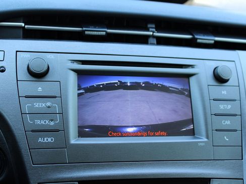 Used 2015 Toyota Prius Two image 24