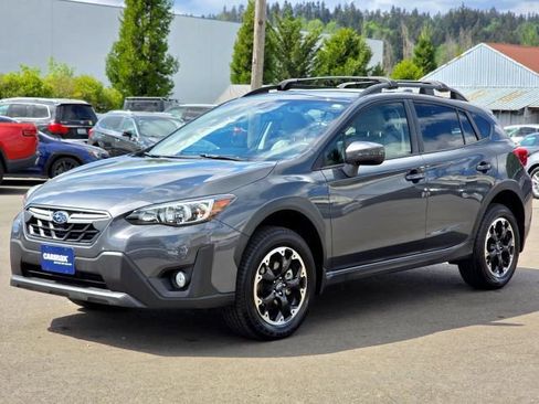 Used 2023 Subaru Crosstrek 2.0i Premium AWD/4WD image 3