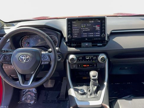 Certified 2022 Toyota RAV4 Limited AWD/4WD image 19