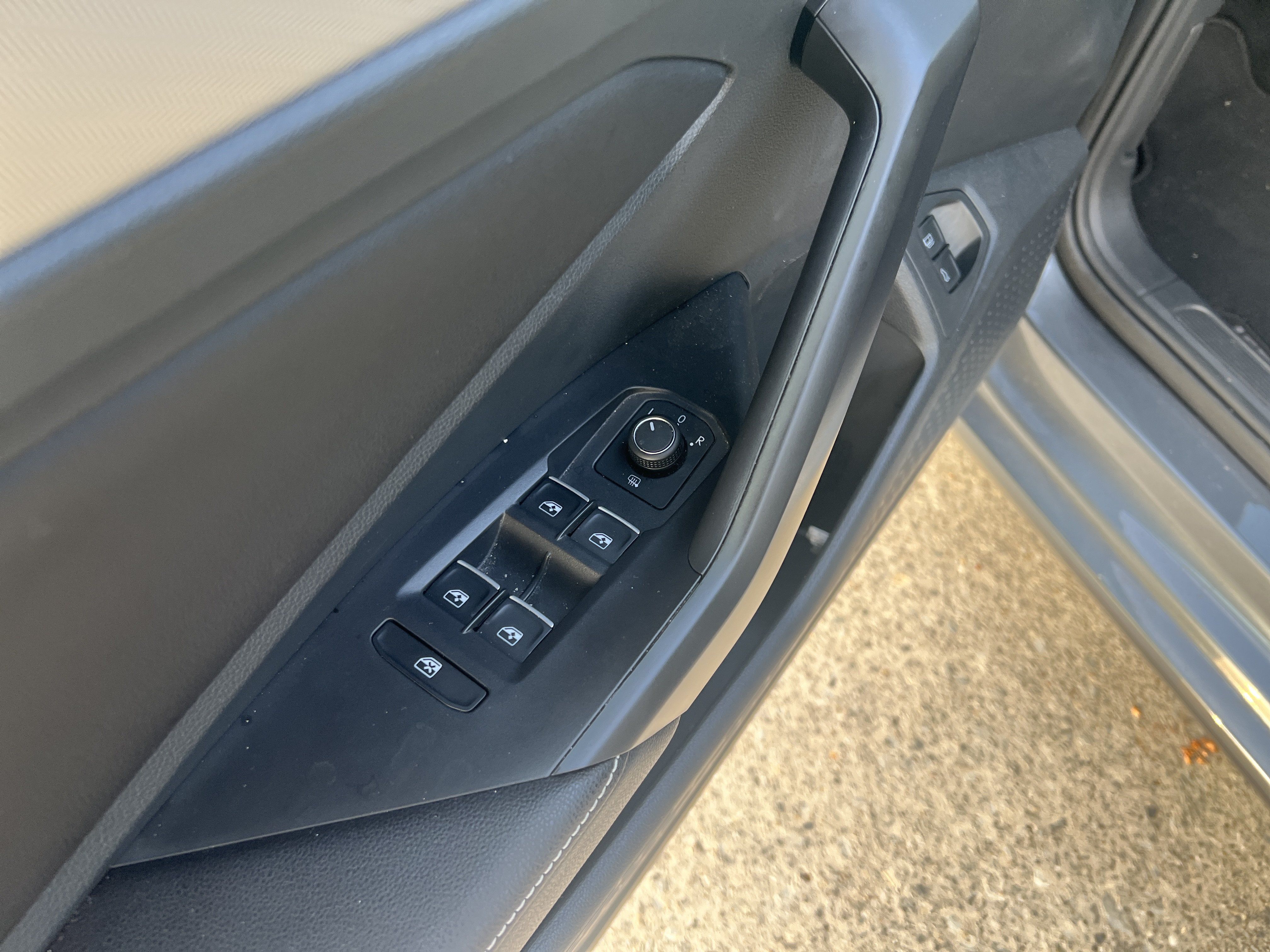 Used 2023 Volkswagen Jetta Sport FWD image 13