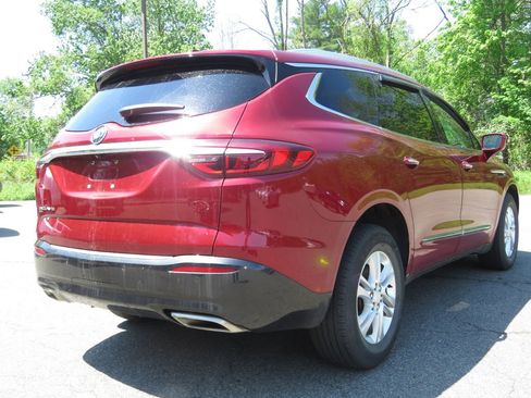 Used 2020 Buick Enclave Essence w/ Sound and Sites Package AWD/4WD image 5