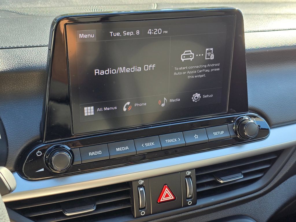 Used 2024 Kia Forte LXS FWD image 27
