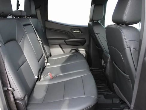 New 2026 GMC Canyon Elevation w/ Convenience Package image 18