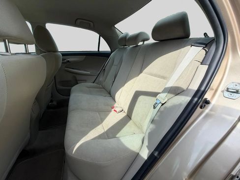Used 2012 Toyota Corolla LE FWD image 13