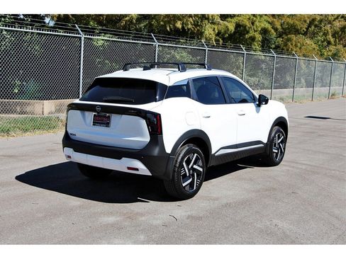 New 2026 Nissan Kicks SV w/ SV Premium Package image 4
