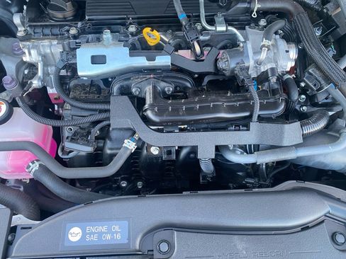 Used 2024 Toyota Prius XLE image 18