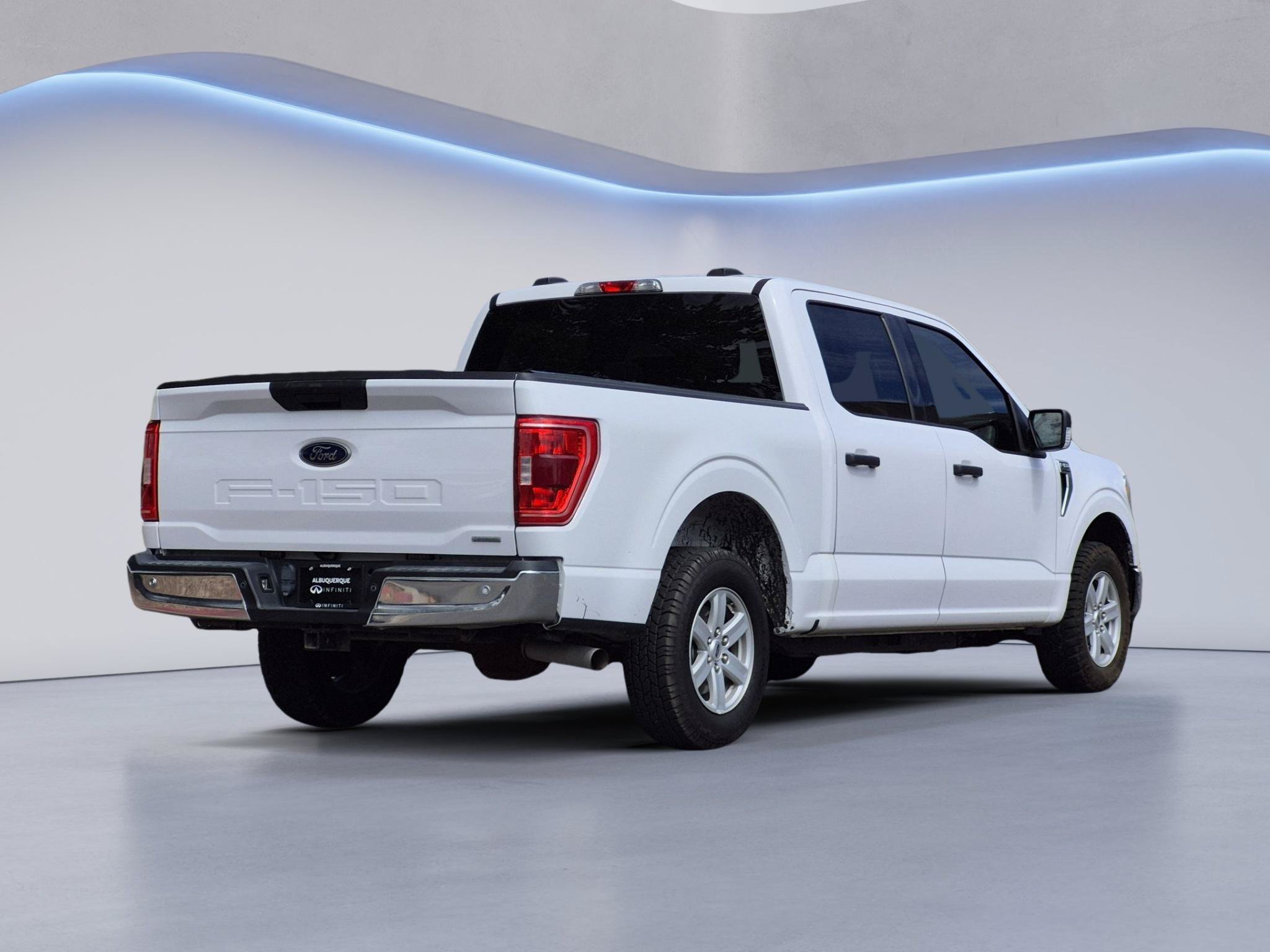 Used 2021 Ford F150 XLT w/ Equipment Group 301A Mid RWD image 4