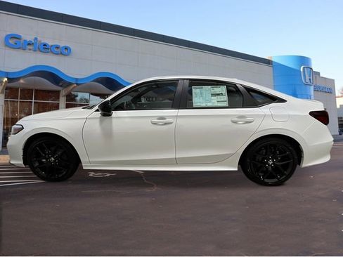 New 2026 Honda Civic Sport image 2