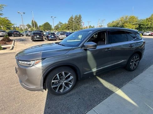 Used 2024 Acura MDX w/ Technology Package AWD/4WD image 3