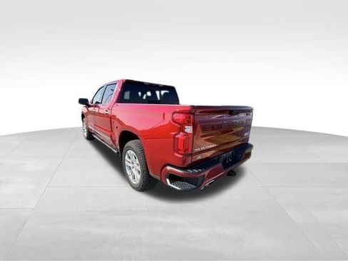 Used 2024 Chevrolet Silverado 1500 High Country w/ High Country Premium Package AWD/4WD image 4