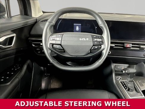 Used 2026 Kia Sportage EX AWD/4WD image 8
