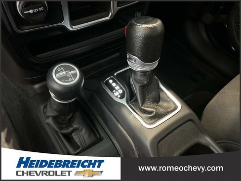Used 2023 Jeep Wrangler Sport AWD/4WD image 27
