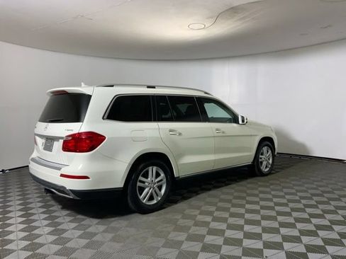 Used 2013 Mercedes-Benz GL 450 4MATIC image 4