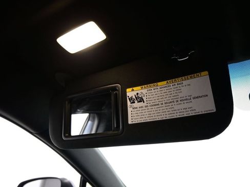 Used 2022 Toyota Venza XLE AWD/4WD image 51