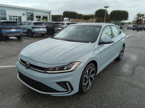New 2026 Volkswagen Jetta SEL FWD image 10