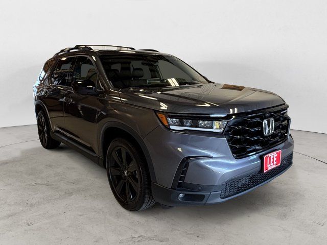 Used 2025 Honda Pilot Black Edition image 8