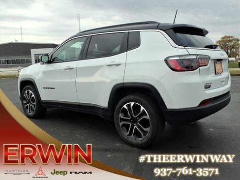 Certified 2024 Jeep Compass Limited image 5