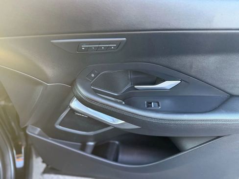 Used 2020 Jaguar E-PACE image 21