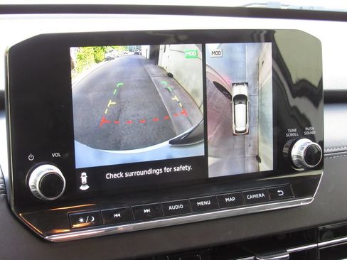 Used 2024 Mitsubishi Outlander 4WD Plug-In Hybrid image 37