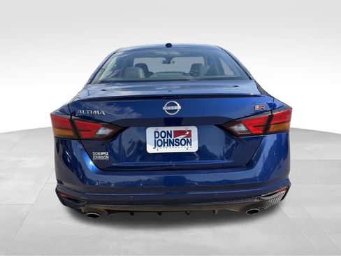 Used 2024 Nissan Altima 2.5 SR FWD image 29