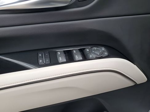 Used 2023 Cadillac Escalade Sport w/ LPO, ONYX Package image 28