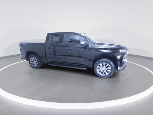 Used 2022 Chevrolet Silverado 1500 LT AWD/4WD image 8