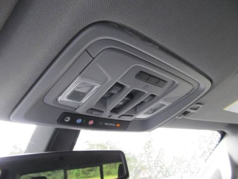 Used 2022 Chevrolet Silverado 1500 LTZ w/ LTZ Convenience Package II image 67