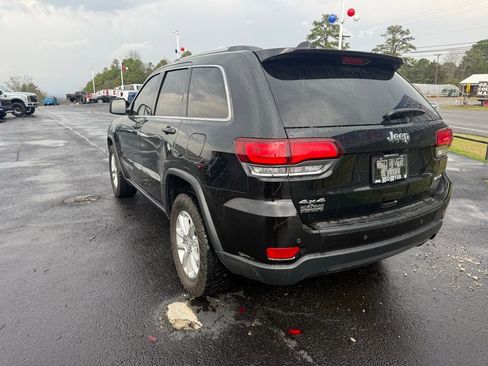 Used 2021 Jeep Grand Cherokee Laredo image 10