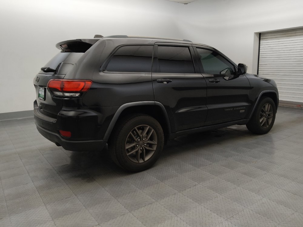 Used 2016 Jeep Grand Cherokee Laredo 75th Anniversary RWD image 10