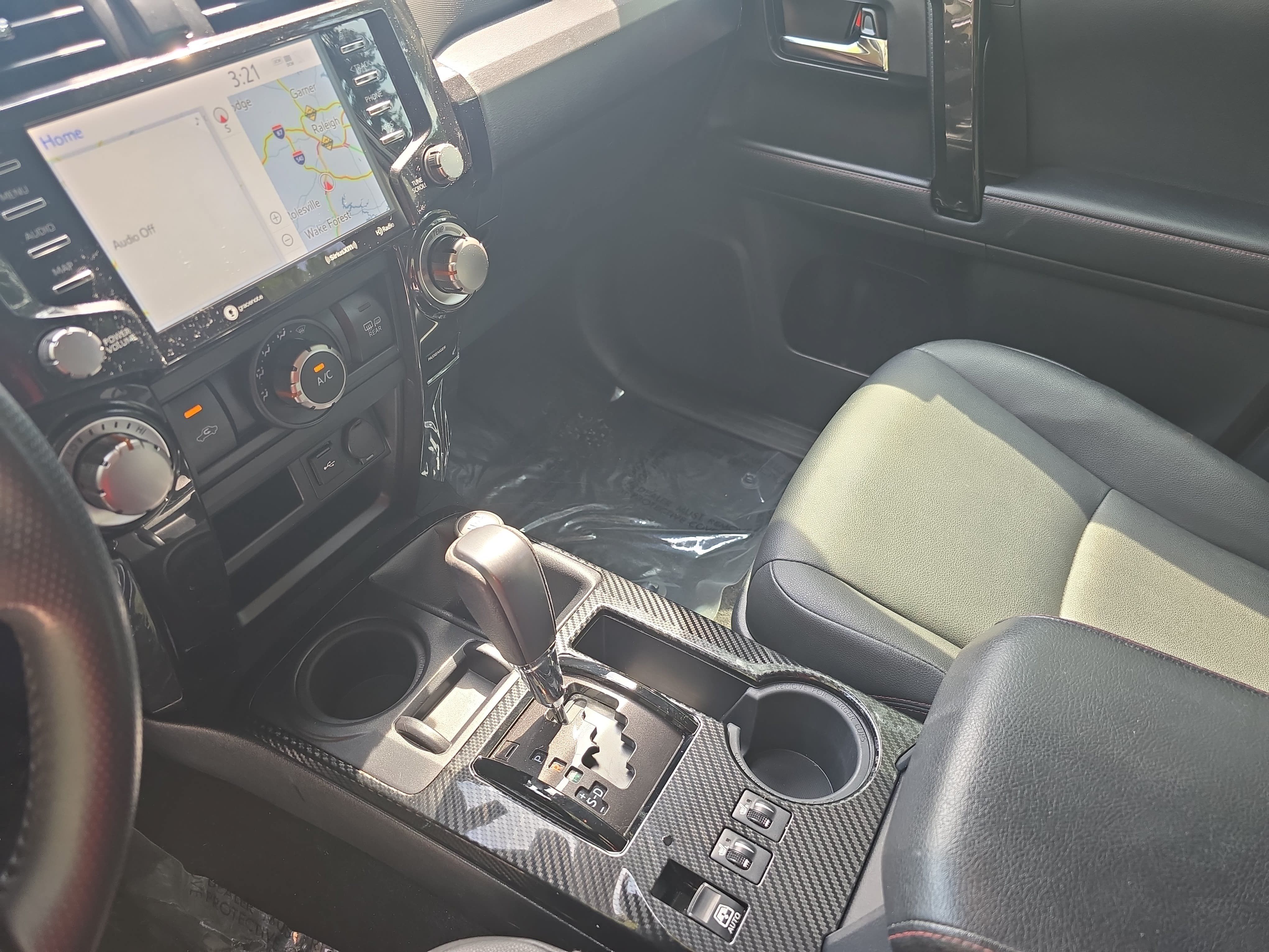 Used 2021 Toyota 4Runner Venture AWD/4WD image 21
