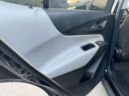 Used 2018 Chevrolet Equinox LS image 30