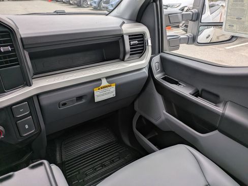 New 2026 Ford F250 XL AWD/4WD image 18