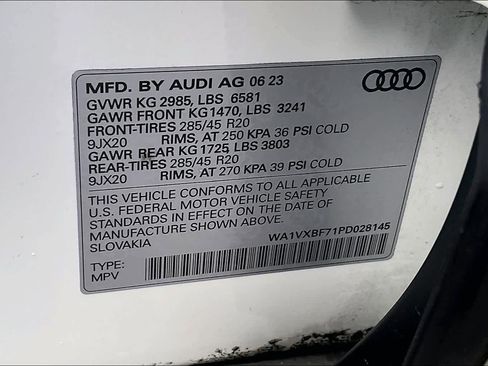 Used 2023 Audi Q7 3.0T Prestige image 34