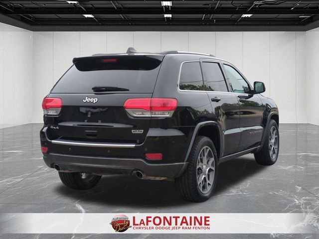 Used 2018 Jeep Grand Cherokee Limited AWD/4WD image 5