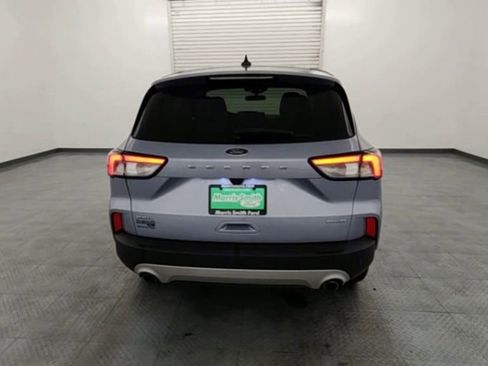 Used 2022 Ford Escape SEL image 7