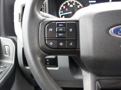 Used 2023 Ford F350 XLT w/ FX4 Off-Road Package image 28