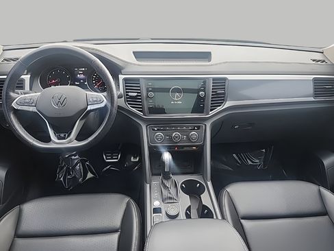 Used 2021 Volkswagen Atlas SE image 18